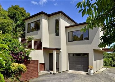 2/222 Forrest Hill Road | Chic Parkside Townhouse | SOLD
