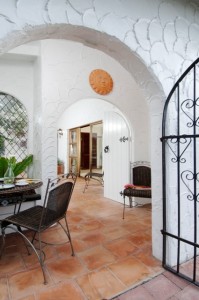 Entry to Private and Secluded Home