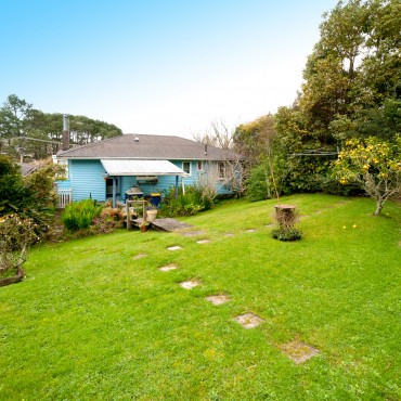 12 Morton Avenue, Forrest Hill  | Update, Renovate or Detonate! | SOLD