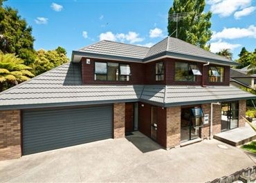2/22 Heathcote Road, Castor Bay | Hello Sunshine! | SOLD