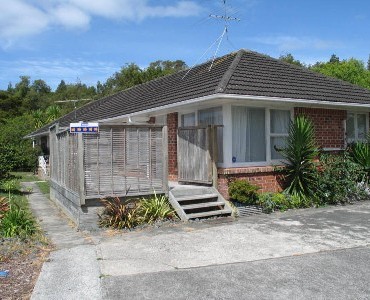 1/69A Sylvia Road, Hillcrest | Live on the Leval at the Lowest Price Possible!! | SOLD