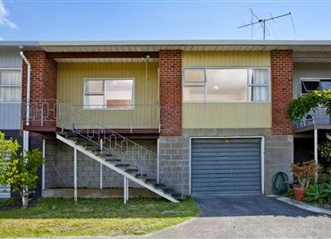 2/1 Verran Road, Birkenhead | Get on the Property Ladder! | SOLD