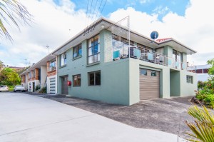 16 Beach Road