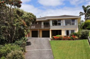 661-MJ5495-Sandford-Campbells-Bay-North-Shore-City-Auckland-New-Zealand