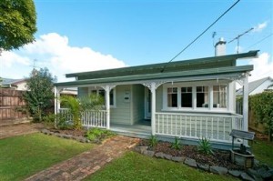 730-MJ22355-North-Shore-City