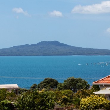 150 Aberdeen Road | Home and Income